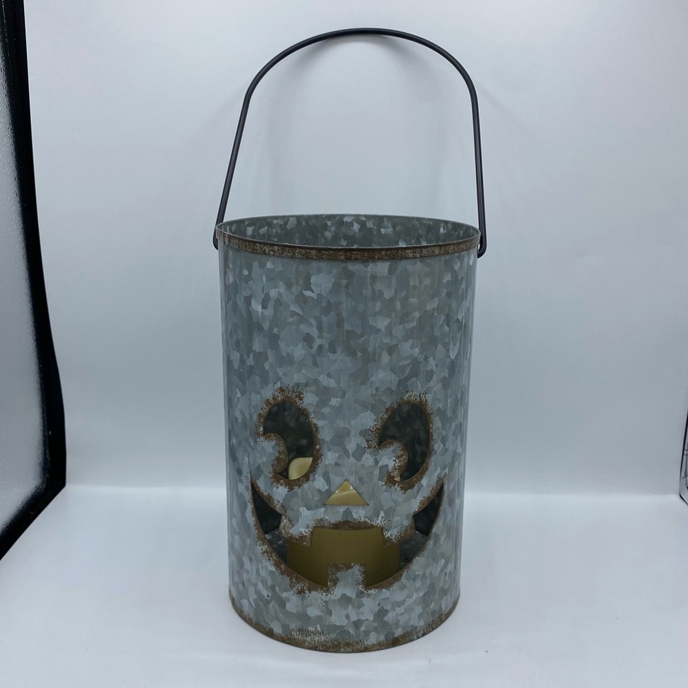 Rustic Gray galvanized Metal Jack-O'-Lantern Electric Candle Halloween fall
